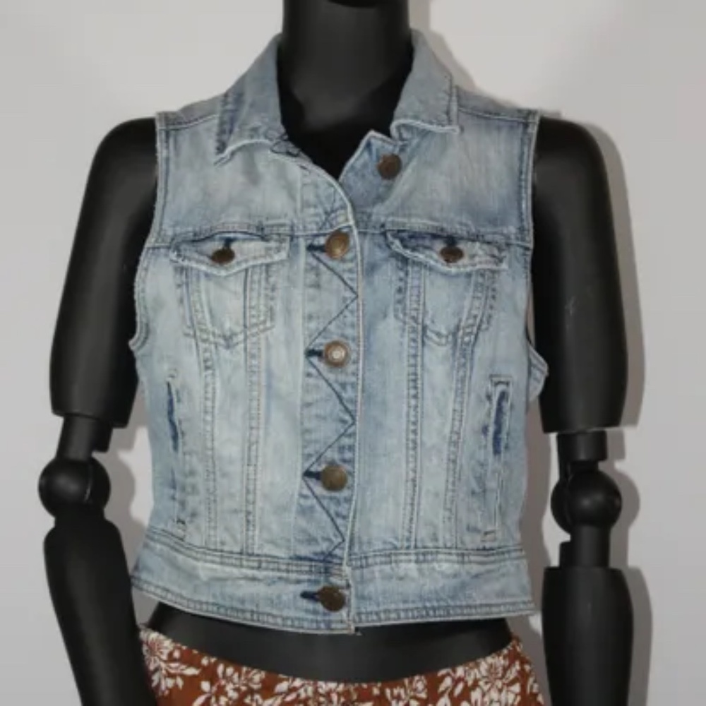 American Eagle Outfitters, Women's Denim Sleeveless, collared Vest, Size M